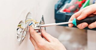 Электромонтажные работы в Старом Осколе от Мастер24 — электромонтаж под ключ, цены от 1619 руб., заказать услуги