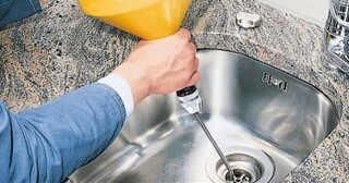 Устранение засоров в трубах и канализации в Старом Осколе в октябре